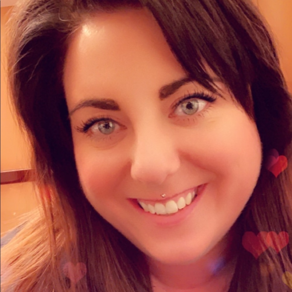 Meet your Posher, Nikki
